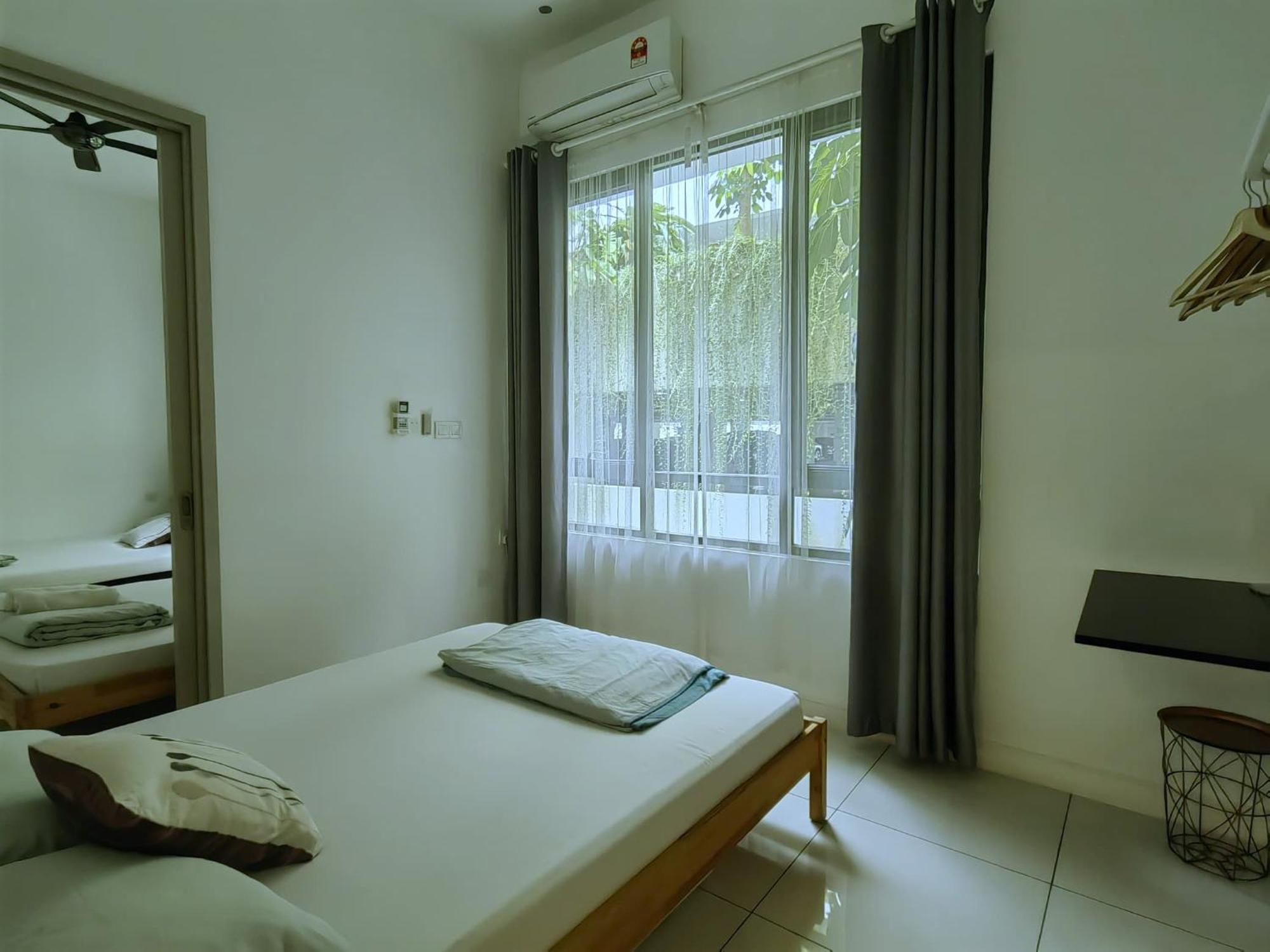 Homezstay Soho Timesquare Мири Экстерьер фото